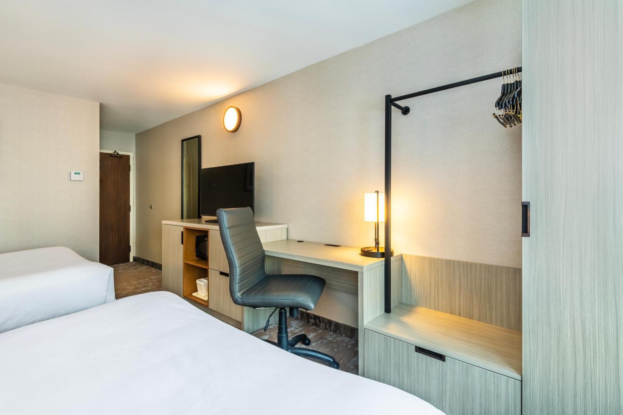 Comfort Inn Airport East Québec Buitenkant foto